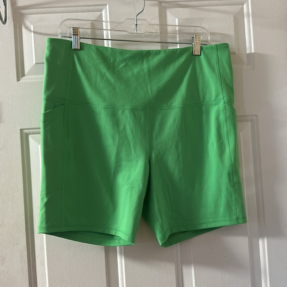 DSG Momentum Ultra High Rise Bike Shorts: GREEN: NEW WITH TAGS: SIZE XXL